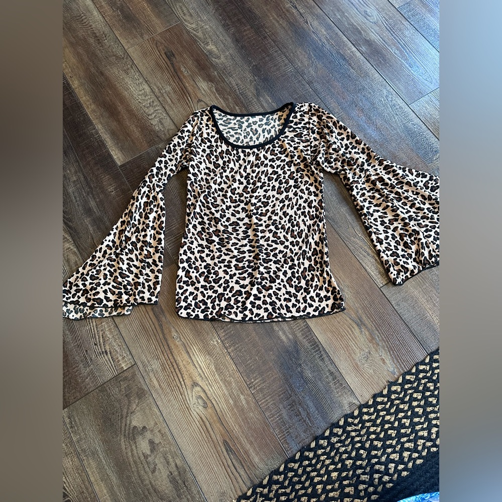 Danceware…size XS Sharif designs top, belly dance